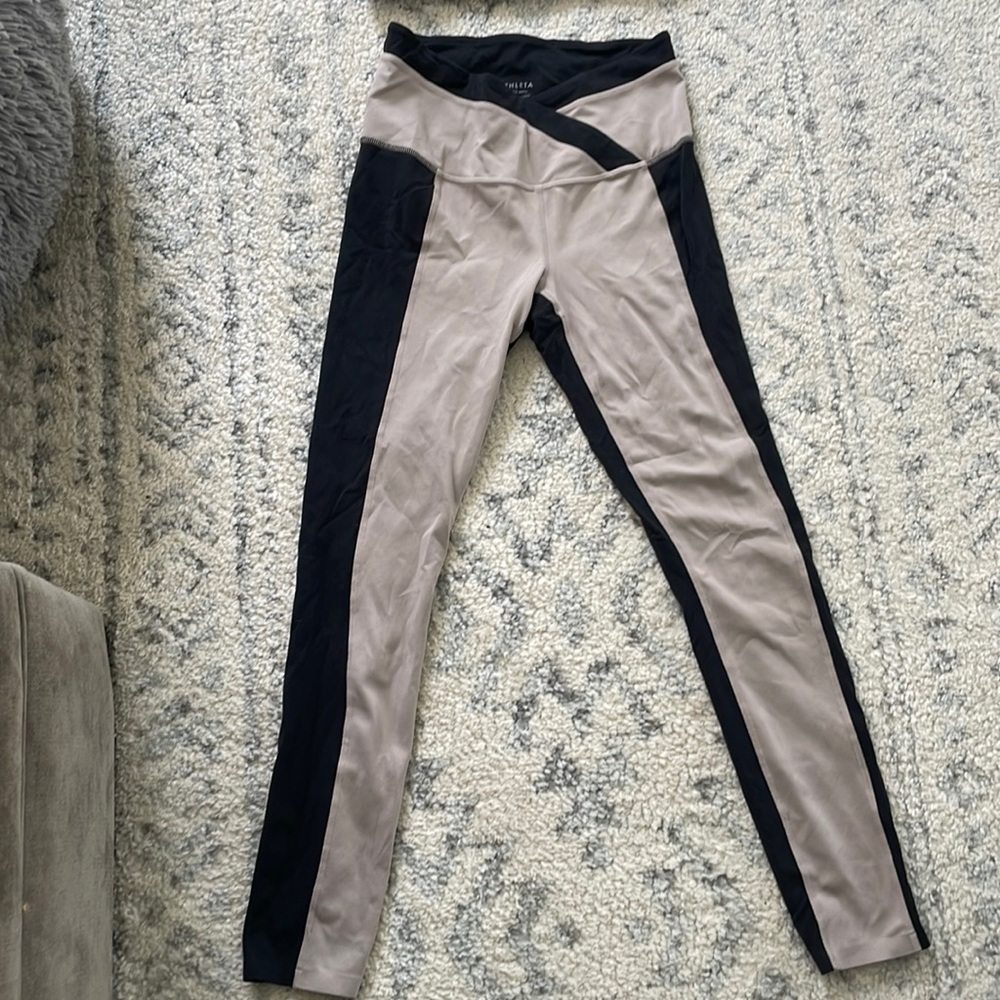 Athleta sports bra size small and pants size xs